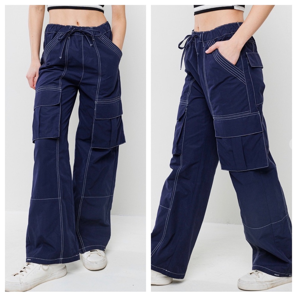 21 Must Have Stitch Detailed Nylon Cargo Pants - Picture 5 of 5